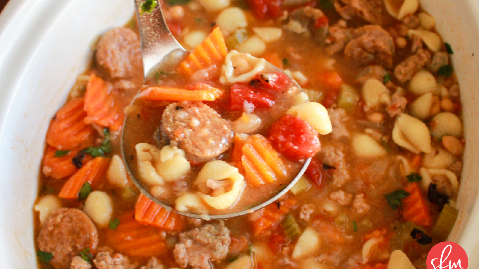 macro friendly soups, stews, and chili you need this fall. #stayfitmom #macrorecipes #soup #stew #chili