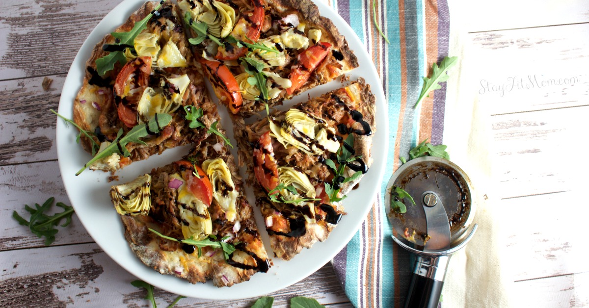 2 ingredient pizzas high in protein and perfect for baking or grilling. My family loves these!