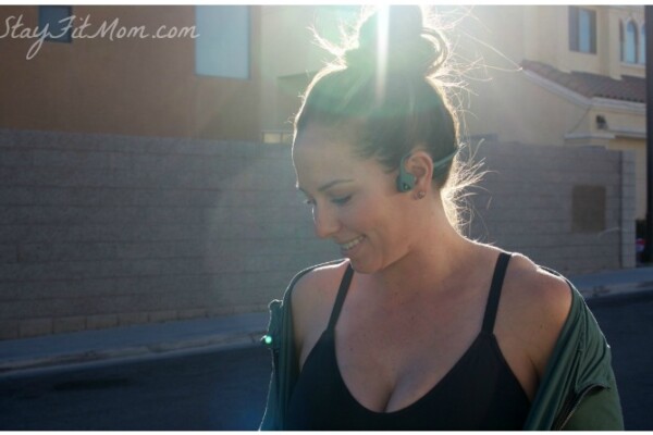 Great tips for performance and recovery habits! #stayfitmom #crossfit #recovery#underarmourwomen #AirInAction #ShokzSquad #crossfitomen @aftershokz @celsiusofficial