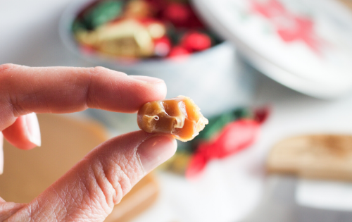 Chewy Christmas Caramels to give out for the holidays #stayfitmom #caramels #christmascandy