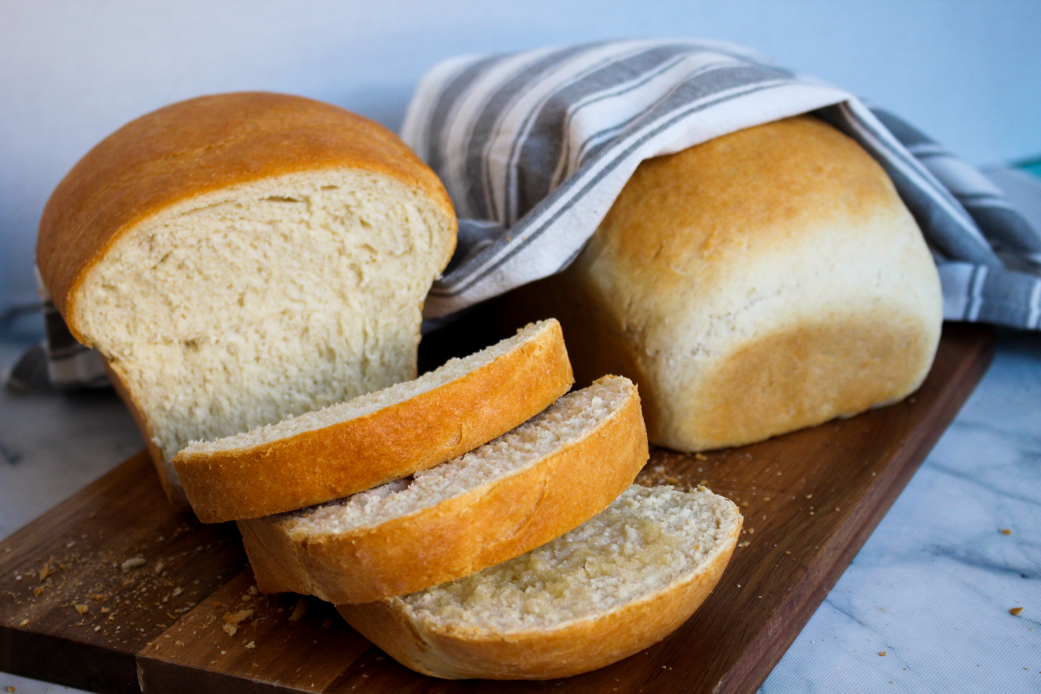 Classic Homemade White Bread