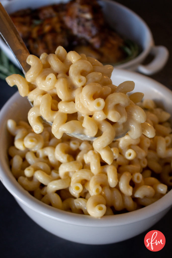 macro calculated mac & cheese for any occasion #stayfitmom #macandcheese #macrofriendly