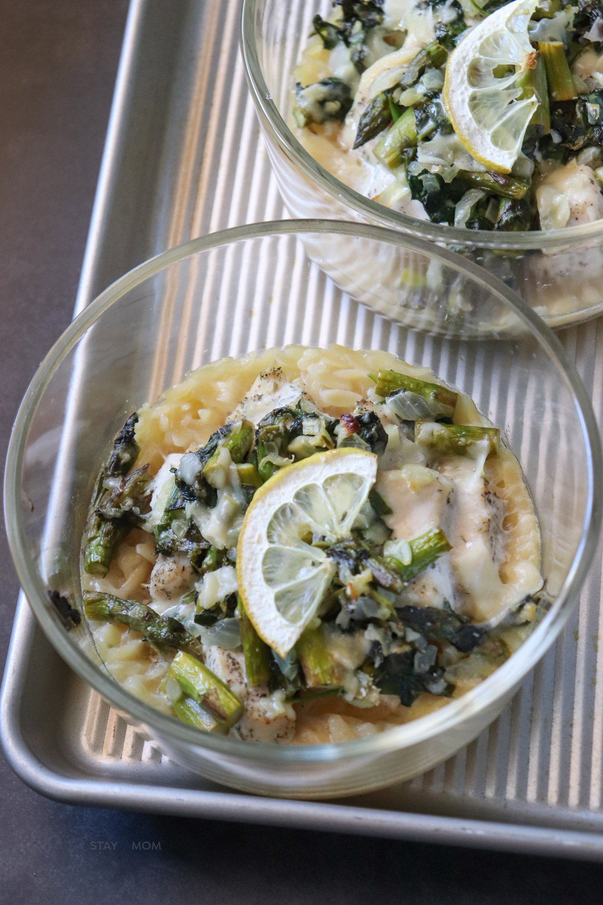 Lemon chicken orzo bakes